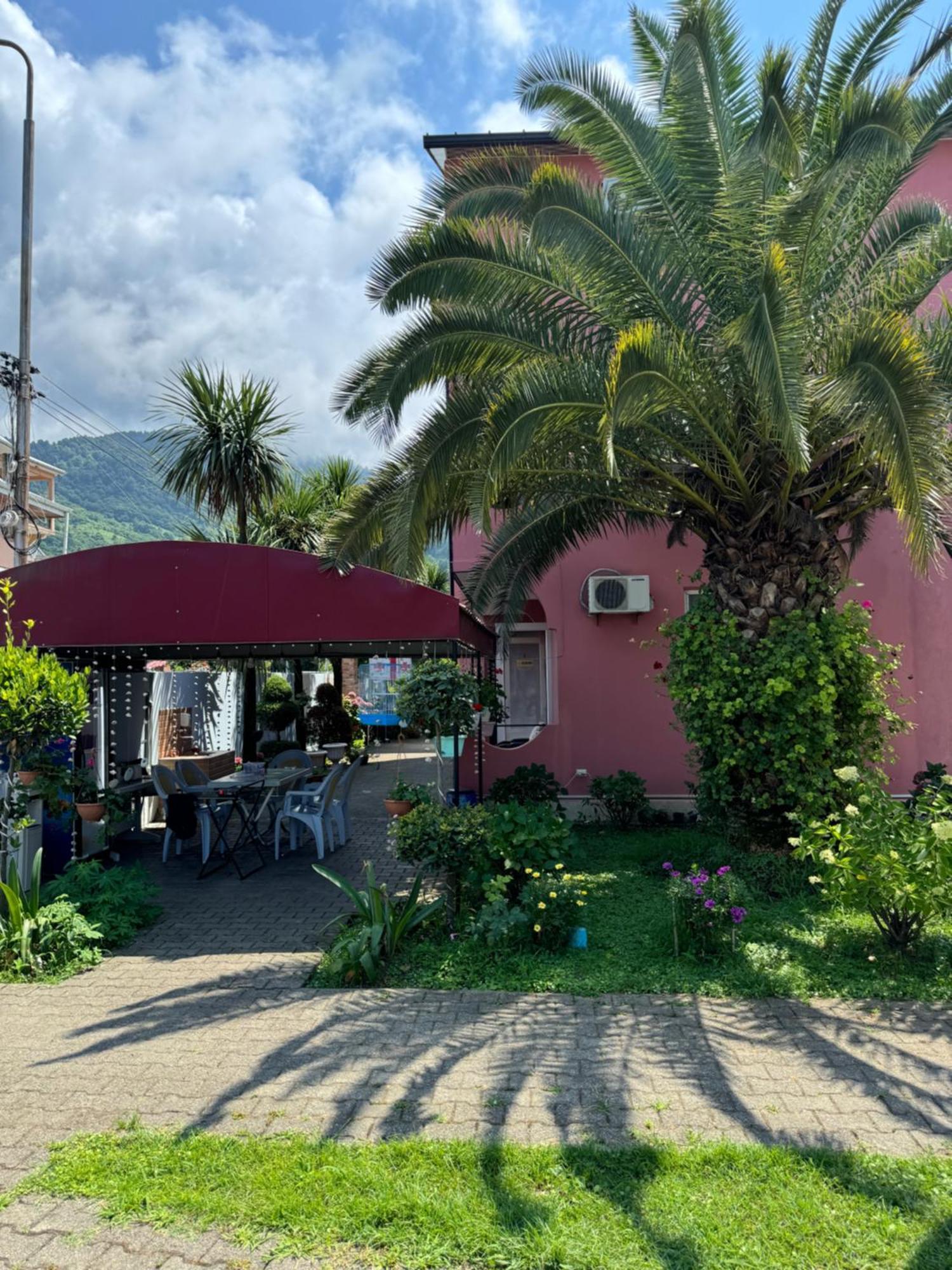 Twins Hotel Gonio Exterior photo